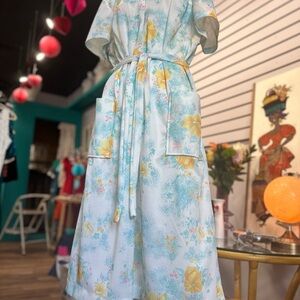 70s Vintage Two Pocket Tie Waist Dress